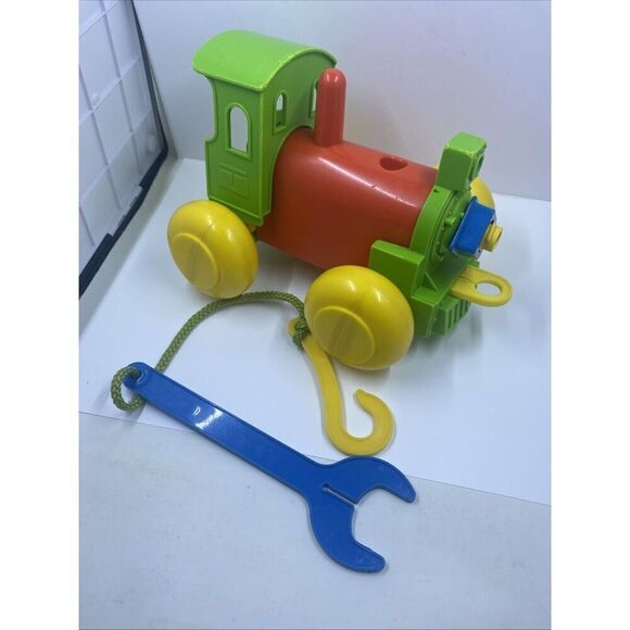 Tupperware Build N Play Train   Tuppertoy Kids Toy Red Yellow Blue Vintage 1978 - Picture 1 of 8